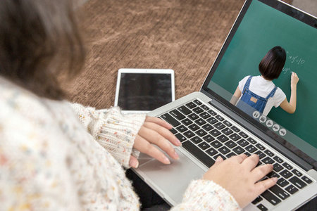 韓國慶熙大學國際碩士畢業(yè)證書