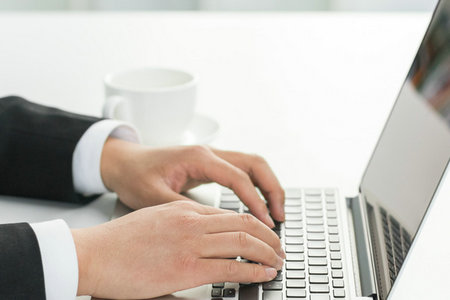 美國伊利諾伊大學(xué)在職研究生招生優(yōu)勢 美國伊利諾伊大學(xué)在職研究生招生優(yōu)勢