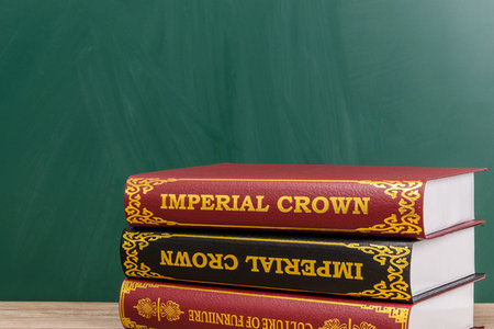 河北經(jīng)貿(mào)大學(xué)非全日制研究生成績查詢?nèi)肟? alt=