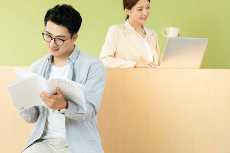 凝聚態(tài)物理在職研究生考試時間