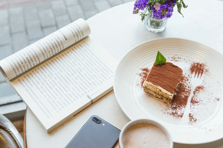 上班族報(bào)考同等學(xué)力申碩優(yōu)勢(shì)