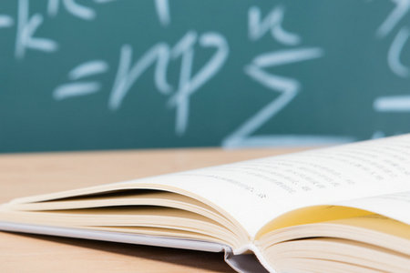 自考本科可以報考國際貿易經濟合作研究院在職研究生嗎 自考本科可以報考國際貿易經濟合作研究院在職研究生嗎