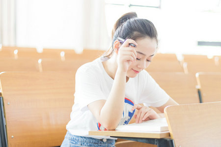 函授教育可以報(bào)讀項(xiàng)目管理高級(jí)研修班嗎？