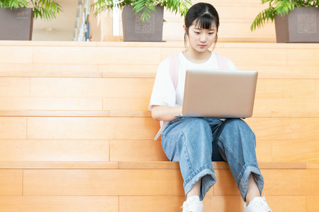 外國語言文學在職研究生報考人群