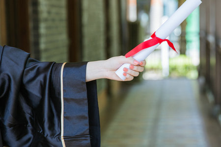 基礎(chǔ)醫(yī)學(xué)在職研究生