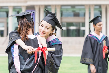 錦州醫(yī)科大學(xué)非全日制入學(xué)難度大嗎？