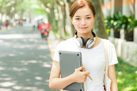 報(bào)考土地資源管理在職研究生會(huì)影響工作嗎