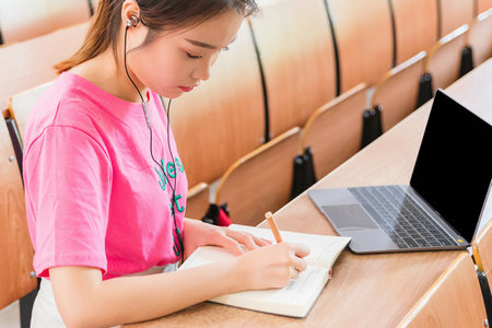 陜西工商管理碩士學院在職研究生報考條件