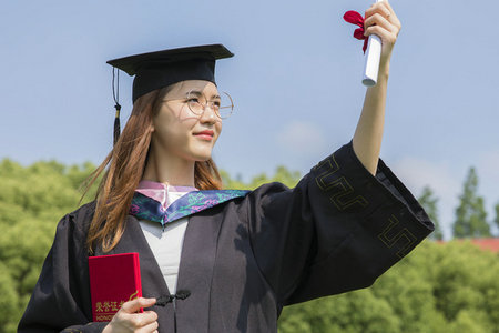 成人本科可以報考研究生嗎 成人本科可以報考研究生嗎