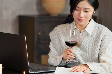 寧夏醫(yī)科大學(xué)在職研究生學(xué)習(xí)期間能請假嗎