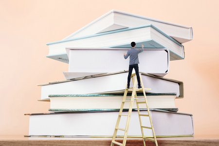 浙江大學高級研修班不需要參加考試