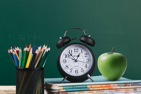 在職研究生考上之后一定要去學校上學嗎