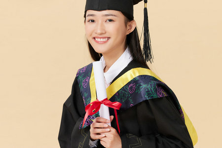 胡安卡洛斯國王大學國際博士報名及考試時間