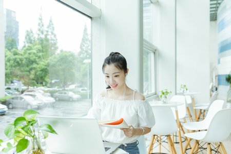 法國巴黎第十二大學(xué)報考條件