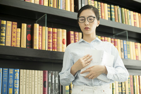 高級工商管理中外合辦需要考試嗎