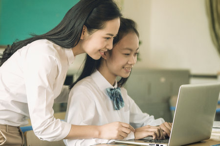 美國恩波利亞州立大學國際博士畢業證書 美國恩波利亞州立大學國際博士畢業證書