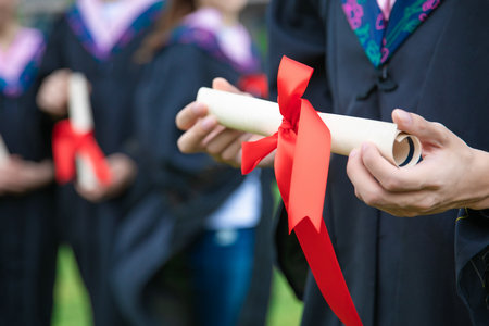 浙江大學金融專碩需要參加考試嗎