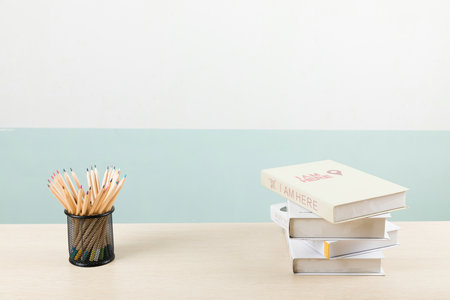 法國巴黎IPAG高等商學(xué)院國際博士上課方式