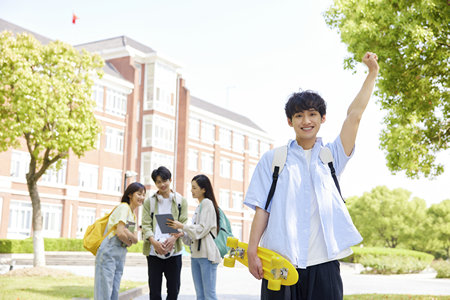 在職碩士需要考試嗎