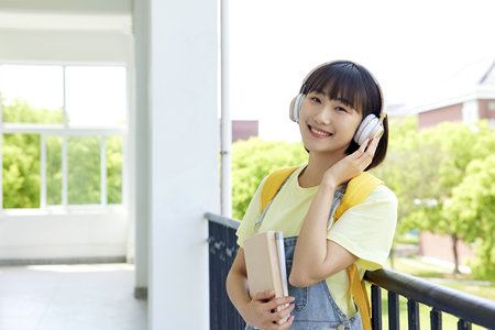 法國里昂IDRAC高等商業管理學院國際博士學費