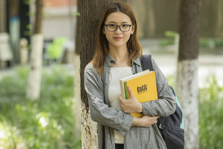 法國(guó)高等科學(xué)技術(shù)與經(jīng)濟(jì)（ISTEC）商業(yè)學(xué)院國(guó)際博士學(xué)費(fèi)一覽表