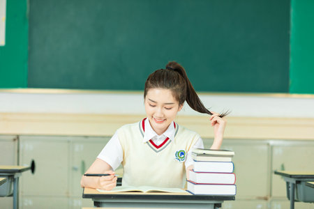 應用經濟學在職研究生就業方向與前景