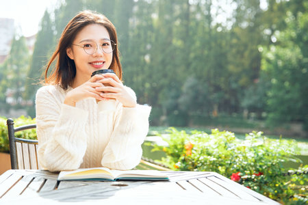 政治學(xué)在職研究生就業(yè)方向與前景 政治學(xué)在職研究生就業(yè)方向與前景