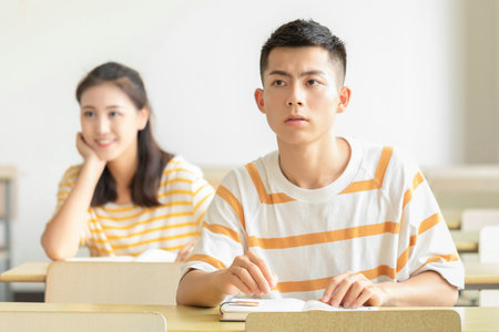 法國里昂IDRAC高等商業管理學院國際博士報考條件