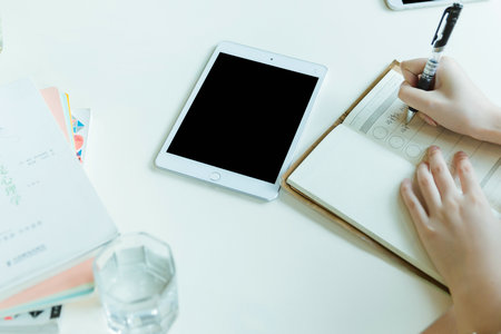 江漢大學(xué)非全日制研究生學(xué)費一覽表 江漢大學(xué)非全日制研究生學(xué)費一覽表