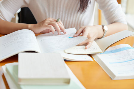 東北電力大學在職研究生考試考什么科目？