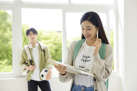 上海對外經(jīng)貿(mào)大學同等學力申碩報考條件