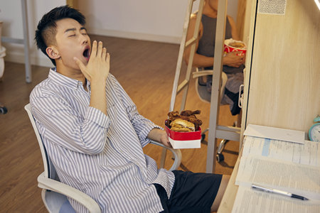 法國巴黎高等商業學院考試考什么科目