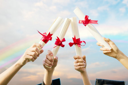 武漢大學(xué)MPA報(bào)考條件2025年，需要參加考試嗎？