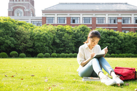 經(jīng)濟史在職研究生報名及考試時間2025