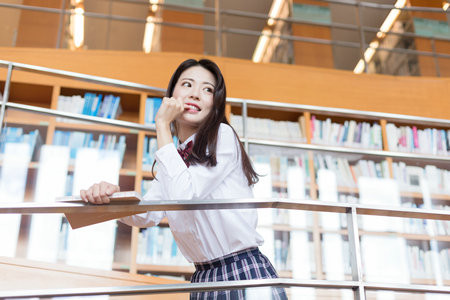 基礎獸醫學在職研究生考試考什么科目？