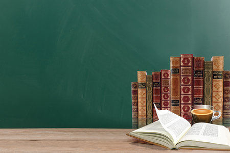 俄語筆譯非全日制研究生學費學制