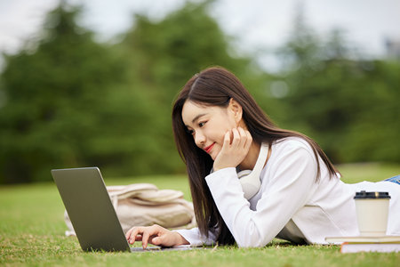 高等教育學在職研究生報名及考試時間