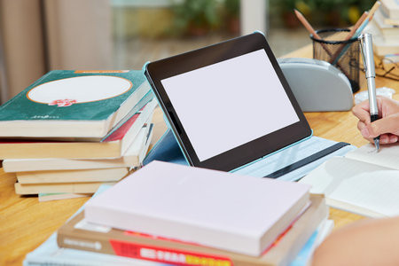 上海海洋大學(xué)同等學(xué)力申碩報(bào)考條件2025年