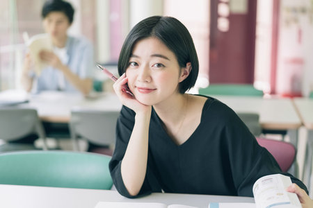 西班牙馬德里康普頓斯大學(xué)國際碩士報名入口 西班牙馬德里康普頓斯大學(xué)國際碩士報名入口