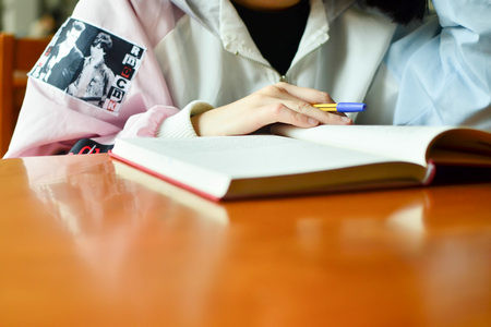 美國布魯克斯大學(xué)國際碩士報名入口2025年