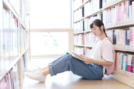 法國維萊爾國際商學(xué)院國際博士報(bào)考條件及流程 法國維萊爾國際商學(xué)院國際博士報(bào)考條件及流程