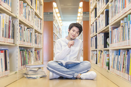 新疆師范大學(xué)MPA報考條件及流程