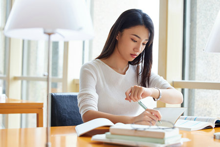 廣州中醫藥大學非全日制研究生考試考什么科目