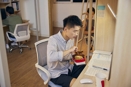 香港浸會(huì)大學(xué)國際博士考試考什么科目