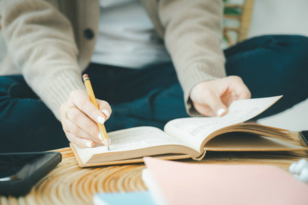 法國克萊蒙高等商學院國際博士學費學制詳解