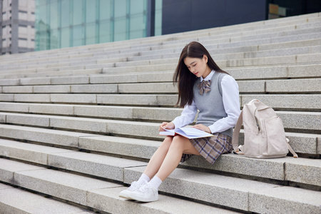 國際商務和戰略貿易控制中外合辦學費學制