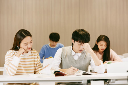 同濟大學MPAcc考試科目