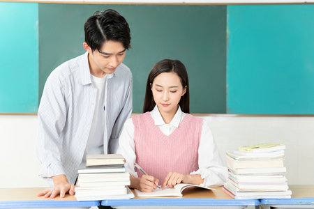 電子科技大學在職研究生報名入口