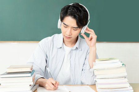 西班牙巴塞羅那大學會有復試嗎