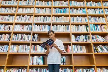 參加內蒙古師范大學非全日制研究生復試需要滿足什么條件？